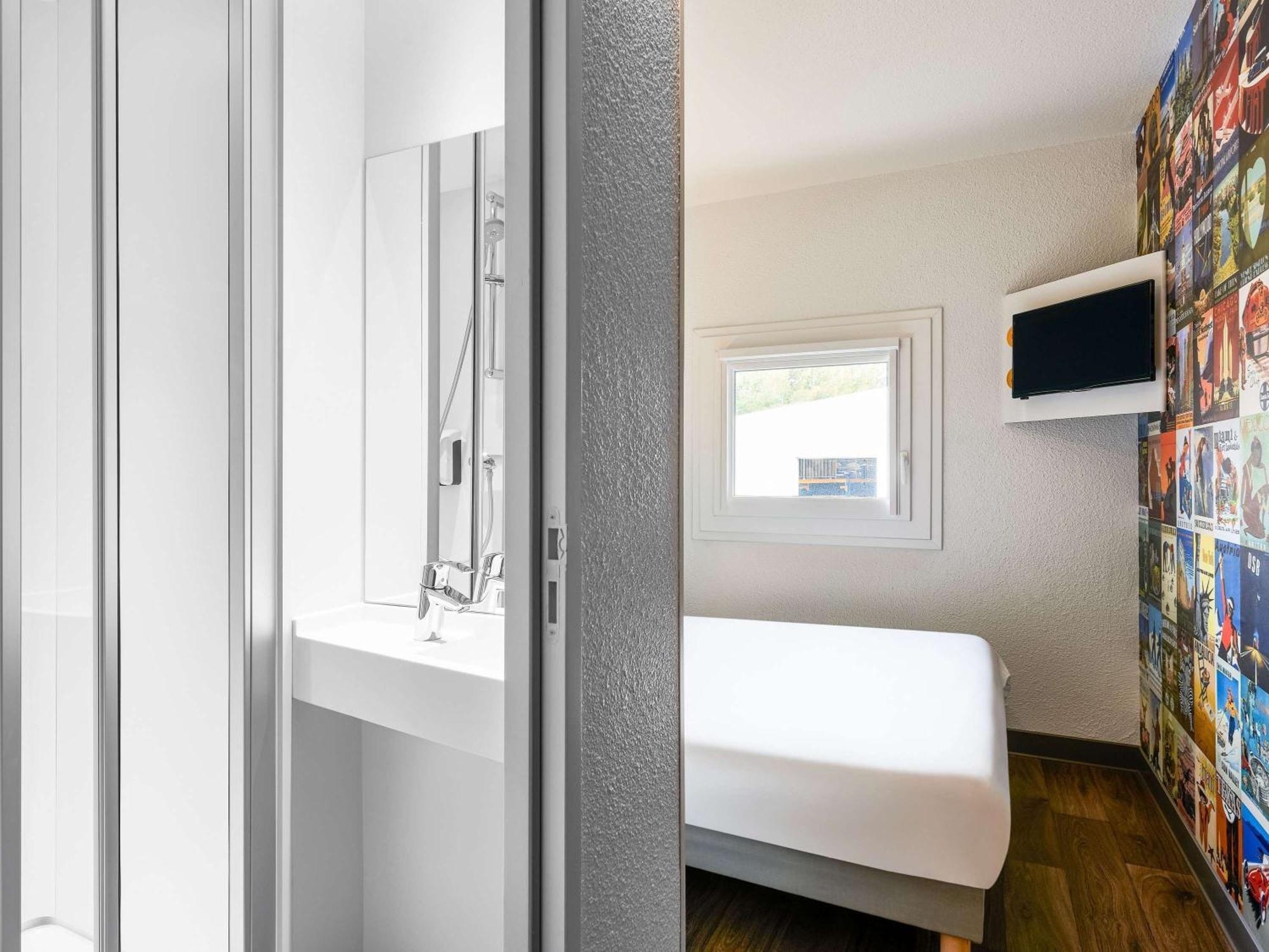 Hotelf1 Antibes Sophia Antipolis Hotel *