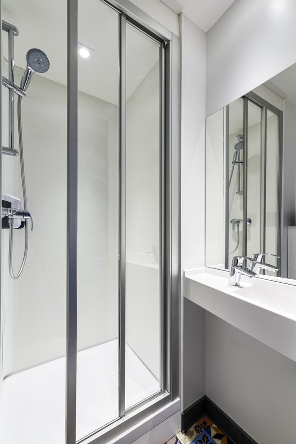 Hotelf1 Antibes Sophia Antipolis Hotel Vallauris